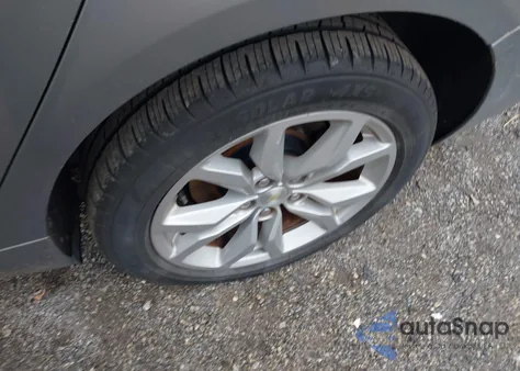 2018 Chevrolet Impala 1Lt z USA, uszkodzony, nr VIN 2G1105S37J9136876